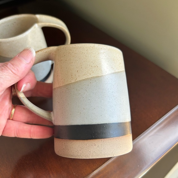 Handmade Ceramic Mugs - Neutral Two-Tone - Picture 5 of 6